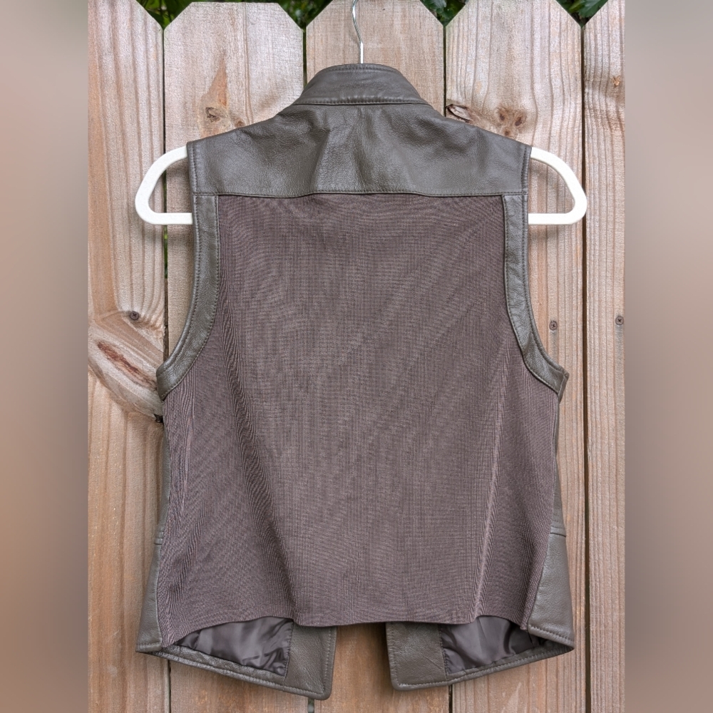 Nygard Collection Brown Leather Steampunk Style Vest Hook Closure Button Detail - Picture 10 of 14